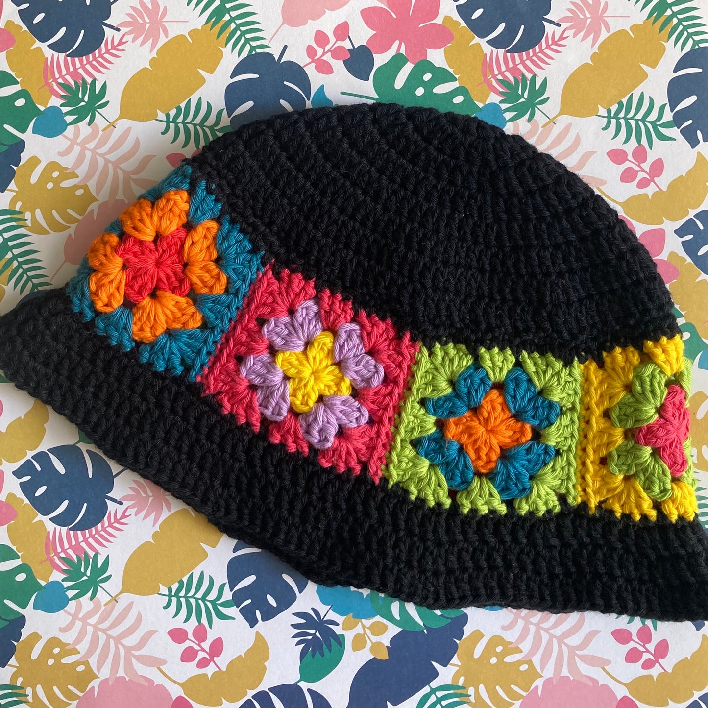 Granny Square Bucket Hat - Cotton Crochet