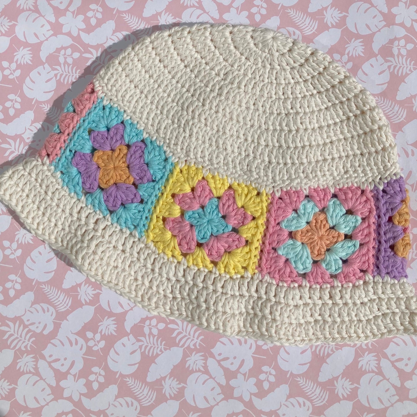 Granny Square Bucket Hat - Cotton Crochet