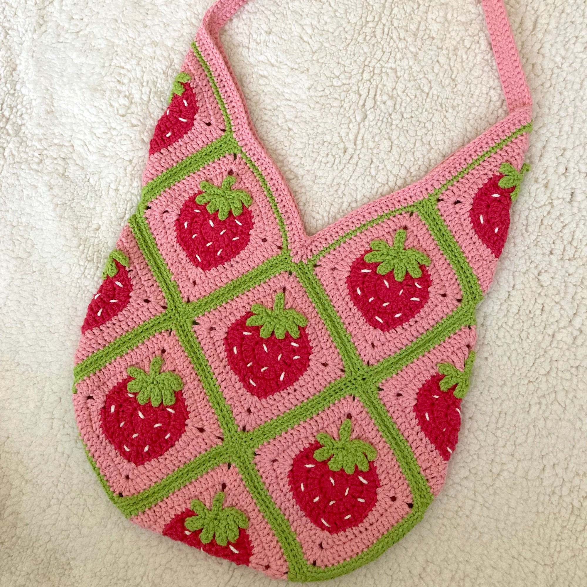 Mini Strawberry Charm Bag Crochet pattern by HyggeCrochetCo | LoveCrafts