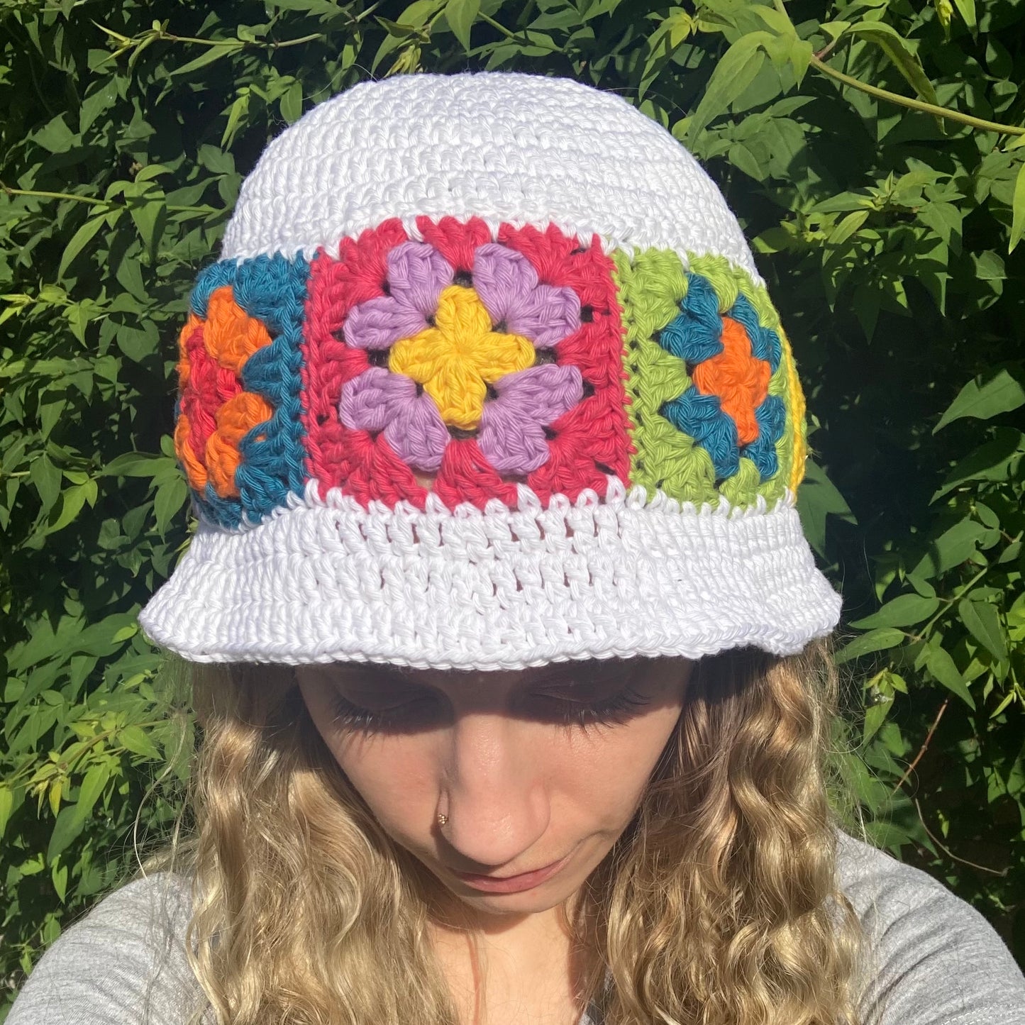 Granny Square Bucket Hat - Cotton Crochet